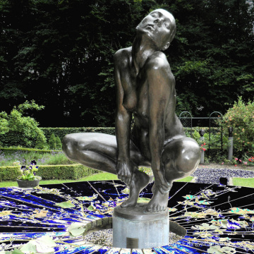 parc à thème sculpture métal artisanat femme nue bronze sculpture